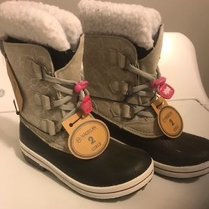 Girls Magellan duck boots NEW